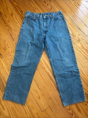 Levi's Men's Light Blue Relaxed Straight Jeans 38x29